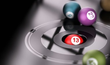 Sic Bo dice game table on dragon777 platform showing transparent cage